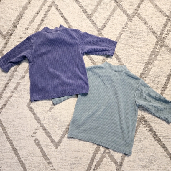🆕️🌷NWOT Uniqlo Mockneck Sweater Bundle - Picture 4 of 4